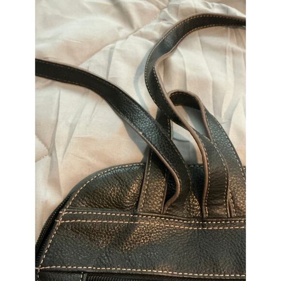 TIGANANELLO small women’s/girls backpack with minimal defaults - Picture 3 of 11